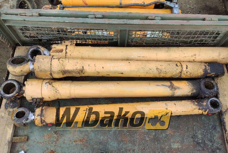 Liebherr R312 - Hydraulic cylinder for Construction machinery: picture 1