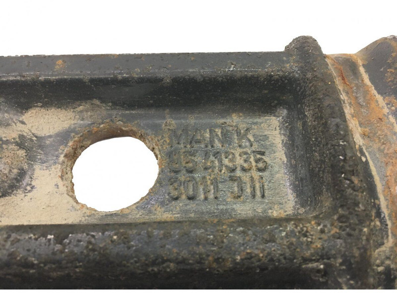 MAN TGL 10.180 (01.05-) - Steel suspension: picture 3