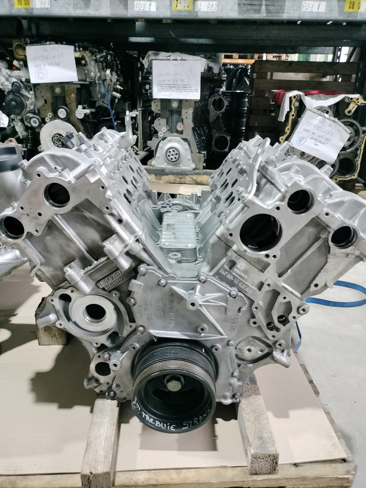 MERCEDES-BENZ 642884 Mercedes 3.0 V6 Overhaul - Engine for Truck: picture 1