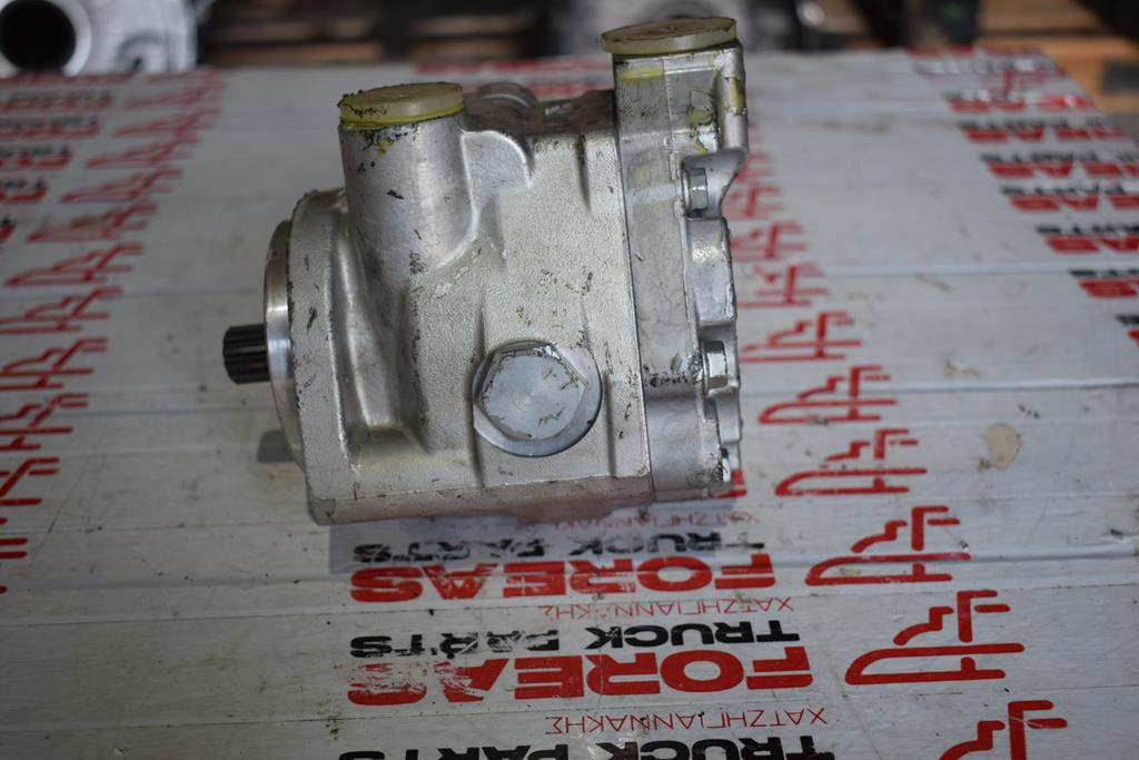 MERCEDES-BENZ ACTROS MP4 - Steering pump for Truck: picture 1
