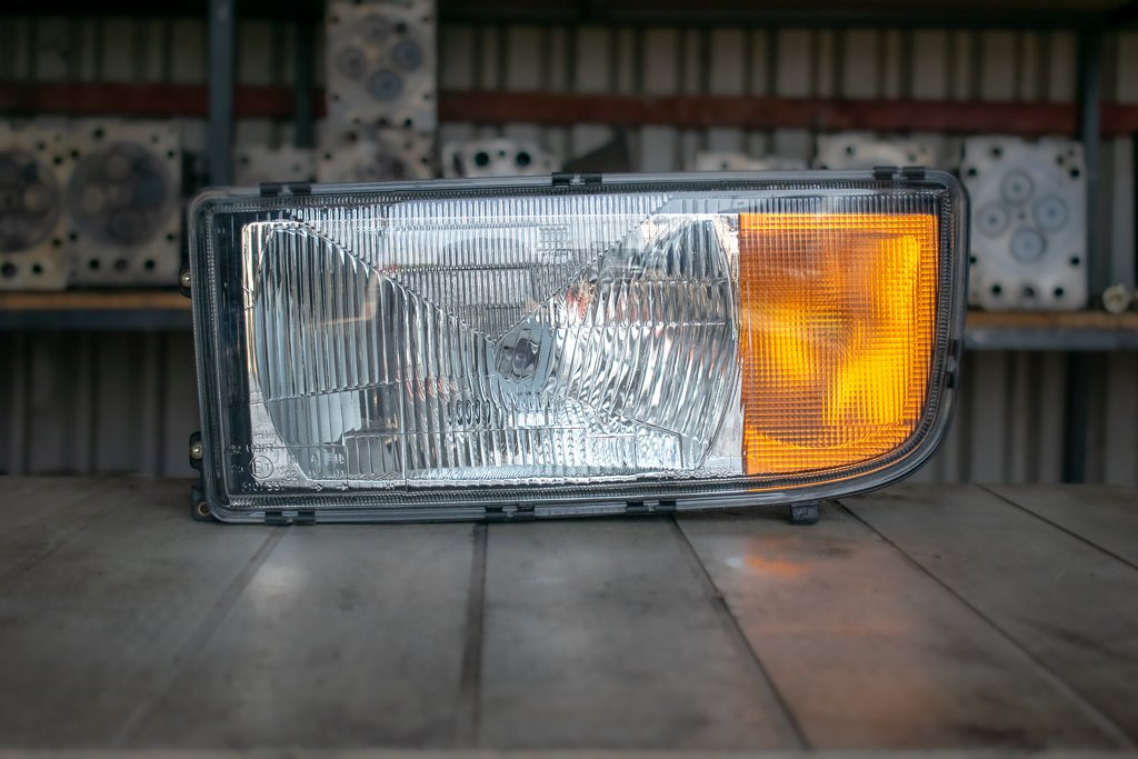 MERCEDES-BENZ ACTROS MP I HEADLIGHT - DRIVER - Headlight for Truck: picture 1