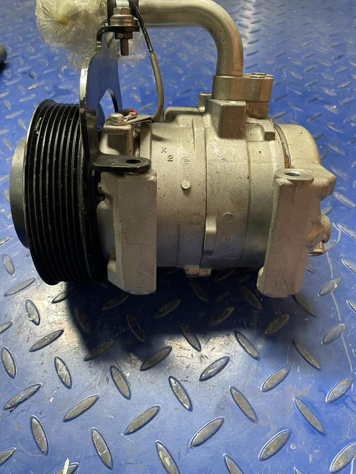 MERCEDES-BENZ MP4,ACTROS Denso A9362300111 - A/C compressor for Truck: picture 1