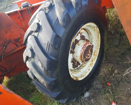 Manitou Mt 728.4 Wheel Rim And Tyre 16.0/70-20 - Wheel and tire package for Material handling equipment: picture 1