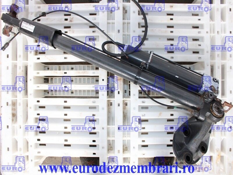 Mercedes-Benz ACTROS MP4 ELECTRICAL A0035530105 - Hydraulic cylinder for Truck: picture 1