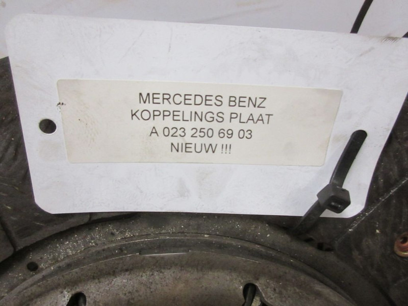 Mercedes-Benz A 023 250 69 03 KOPPELINGSPLAAT NIEUW EURO 6 - Clutch and parts for Truck: picture 3