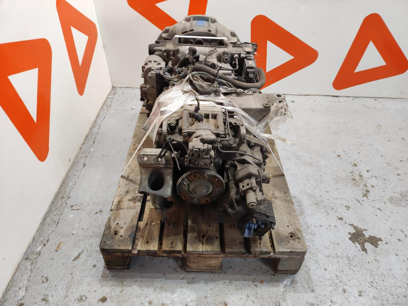 Mercedes-Benz G 211-16 715.510 GEARBOX / BROKEN HOUSING - Gearbox for Truck: picture 3