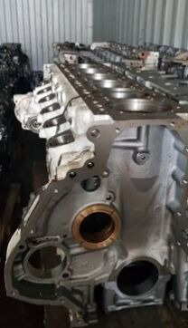 Mercedes-Benz truck - Cylinder block for Truck: picture 2