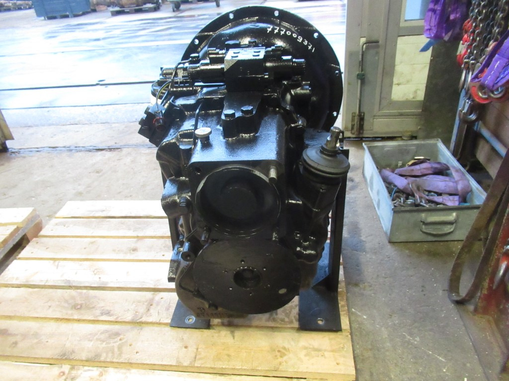 New Holland 85805276R - - Gearbox for Construction machinery: picture 4
