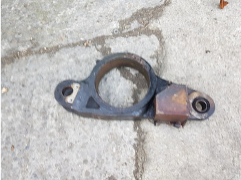 New Holland Case T7.260, T7040 Puma 180 Front Axle Support Bracket 87644382 - Suspension: picture 1