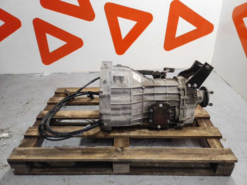 Nissan NT 400 Cabstar Gearbox 32010-LC62A / LOW MILEAGE - Gearbox for Truck: picture 3
