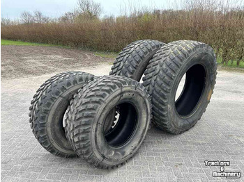 Nokian 600/65x38 + 540/65x24 gazonbanden - Wheels and tires for Agricultural machinery: picture 1