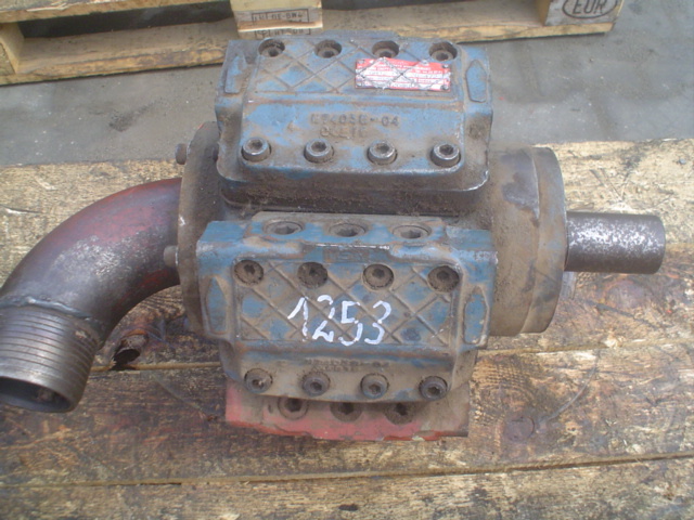 POCLAIN HYDRAULICS 6H12F..20 472 R09..... Ser: 120800 PRAWA - Hydraulic pump for Construction machinery: picture 1