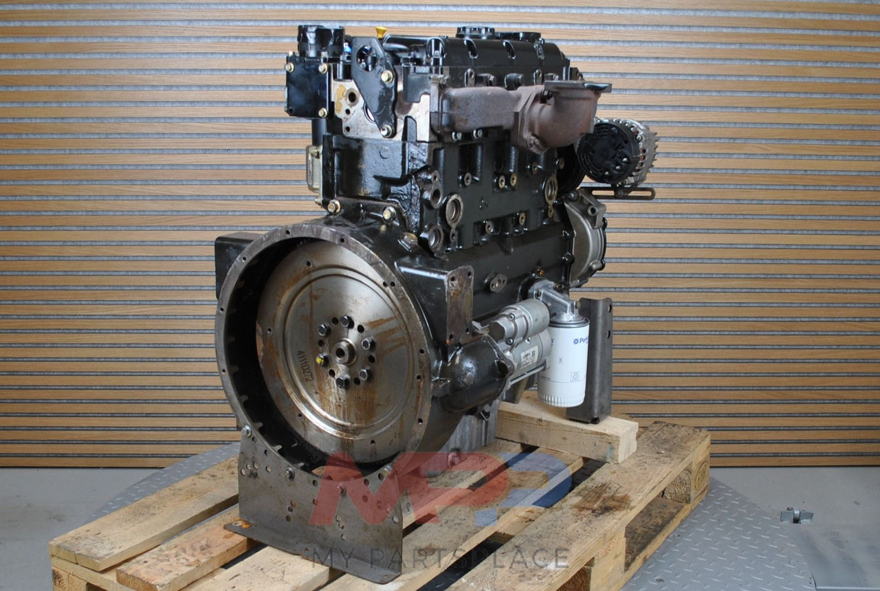 Perkins Perkins RE 1104C-44 - Engine for Construction machinery: picture 1
