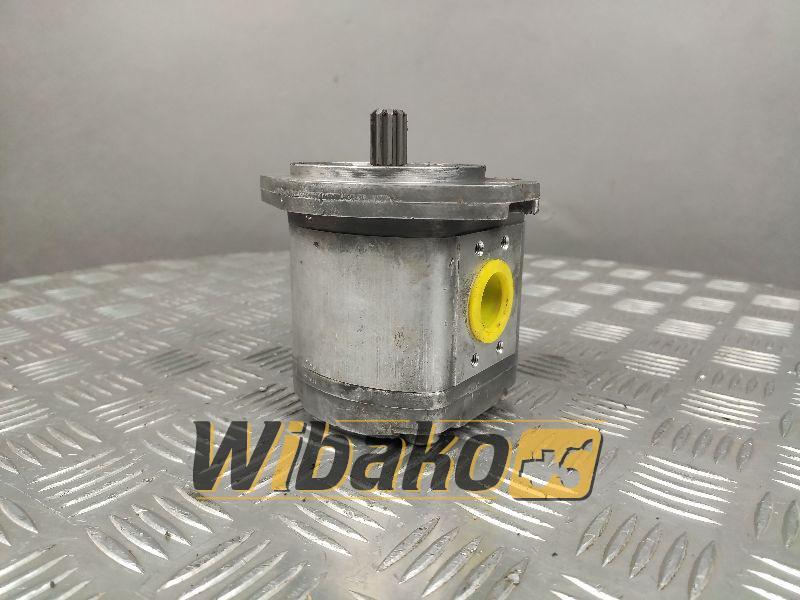 Poclain 40182508 P4743518X - Hydraulic pump for Construction machinery: picture 1