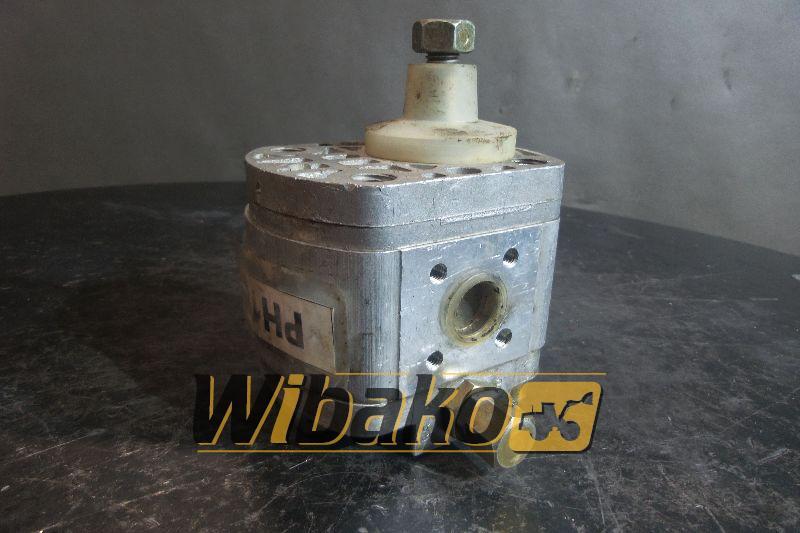 Poclain 70316908 - Hydraulic pump for Construction machinery: picture 2