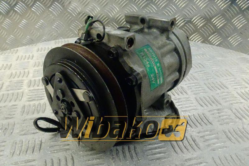 Sanden SD7H15/8133 500388059 - A/C compressor for Construction machinery: picture 1