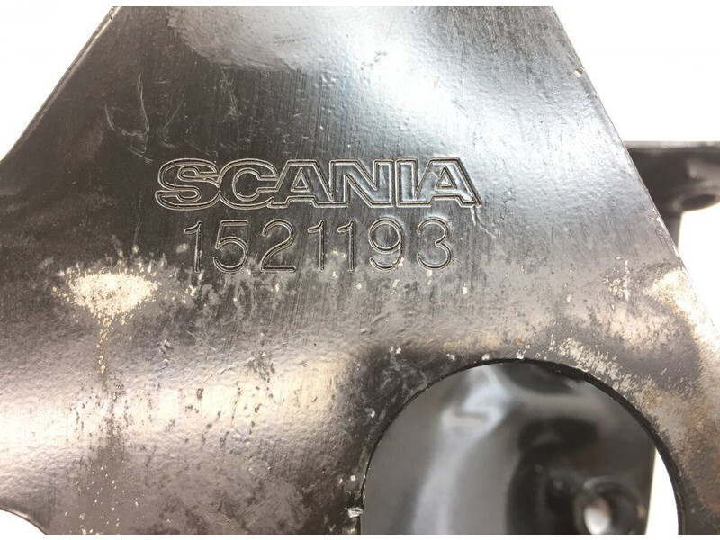 Scania P-series (01.04-) - Steering pump: picture 5
