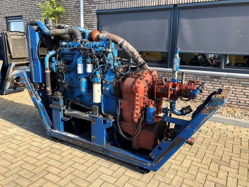 Sisu Valmet Diesel 74.234 ETA 181 HP diesel enine with ZF gearbox - Engine: picture 3