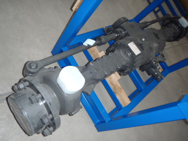 Spicer Dana 212/367 - - Front axle for Construction machinery: picture 1