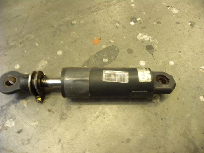 Tilt cylinder for STILL - Hydraulic cylinder for Material handling equipment: picture 2