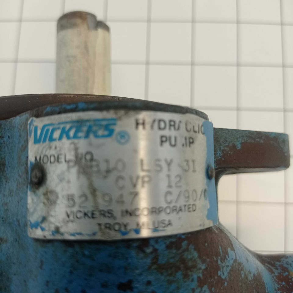 VICKERS PVB10 LSY3I CVP12 - Hydraulic pump for Construction machinery: picture 2