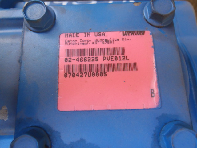 Vickers PVE012L - - Hydraulic pump for Construction machinery: picture 3