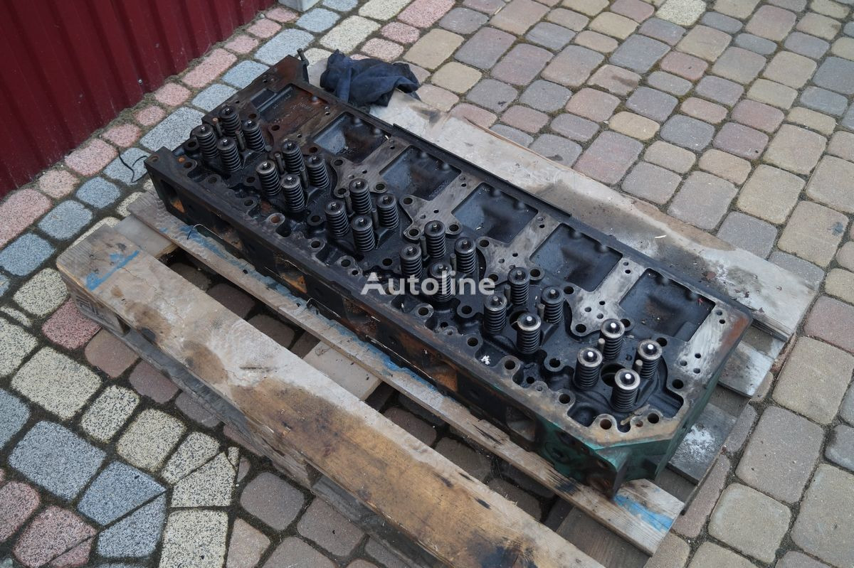 Volvo D12C   Volvo FH12 - Cylinder head for Truck: picture 1