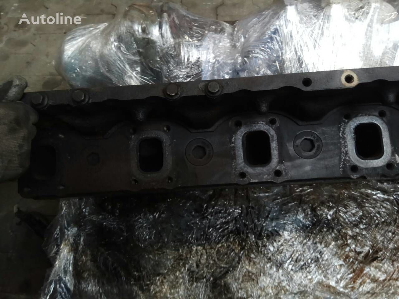 Volvo D12C   Volvo FH12 420 E3 - Cylinder head for Truck: picture 3