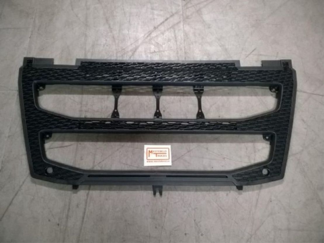 Volvo Ondergrille FH4 - Frame/ Chassis for Truck: picture 1
