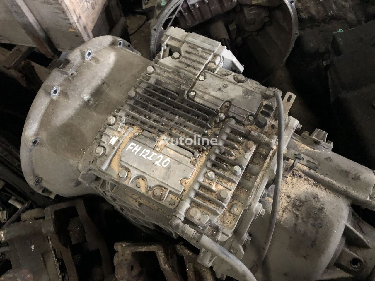 Volvo VT2412B 20732836   truck - Gearbox for Truck: picture 1