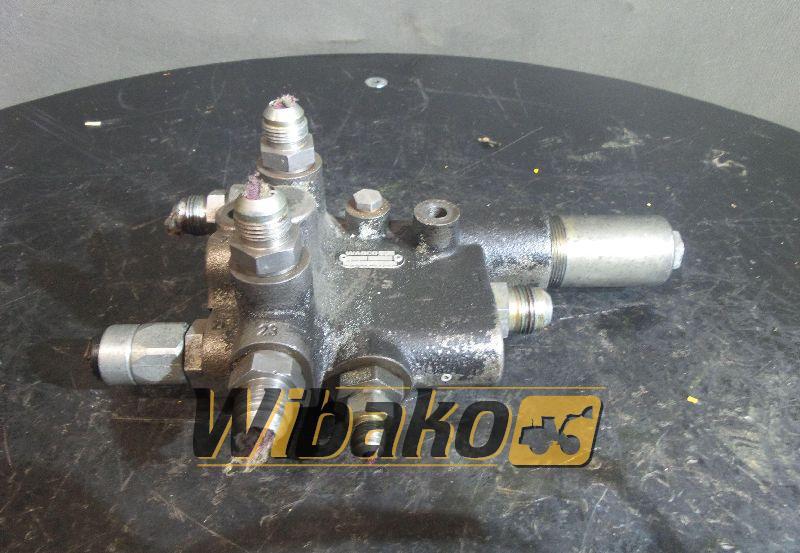 Wabco 4773970040 - Hydraulic valve for Construction machinery: picture 1