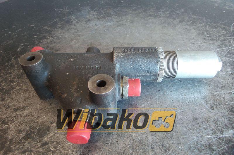 Wabco 4773970116 - Hydraulic valve for Construction machinery: picture 1