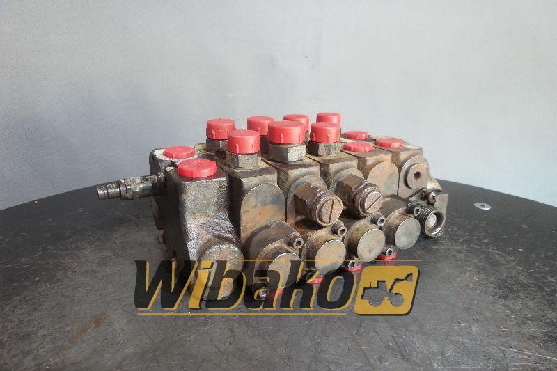 Yanmar 346920517 - Hydraulic valve for Construction machinery: picture 1