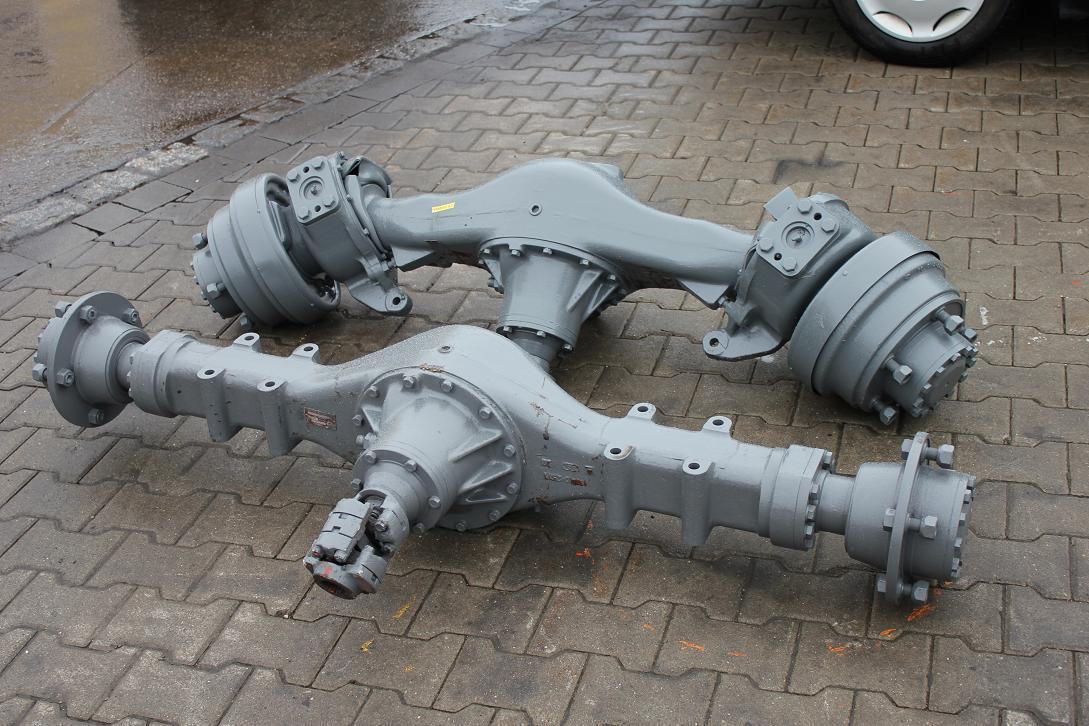 Yanmar YB 401 W - Axle and parts for Construction machinery: picture 4