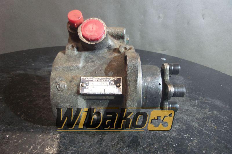 ZF 7677955105 - Hydraulic pump for Construction machinery: picture 1