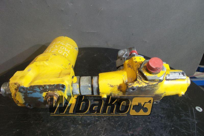ZF 7734900132 A - Hydraulic valve for Construction machinery: picture 1