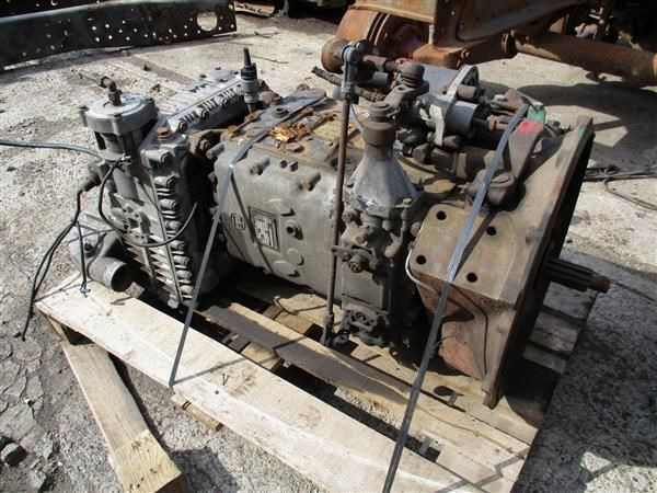 ZF S6-90 + retarder - Gearbox for Truck: picture 1