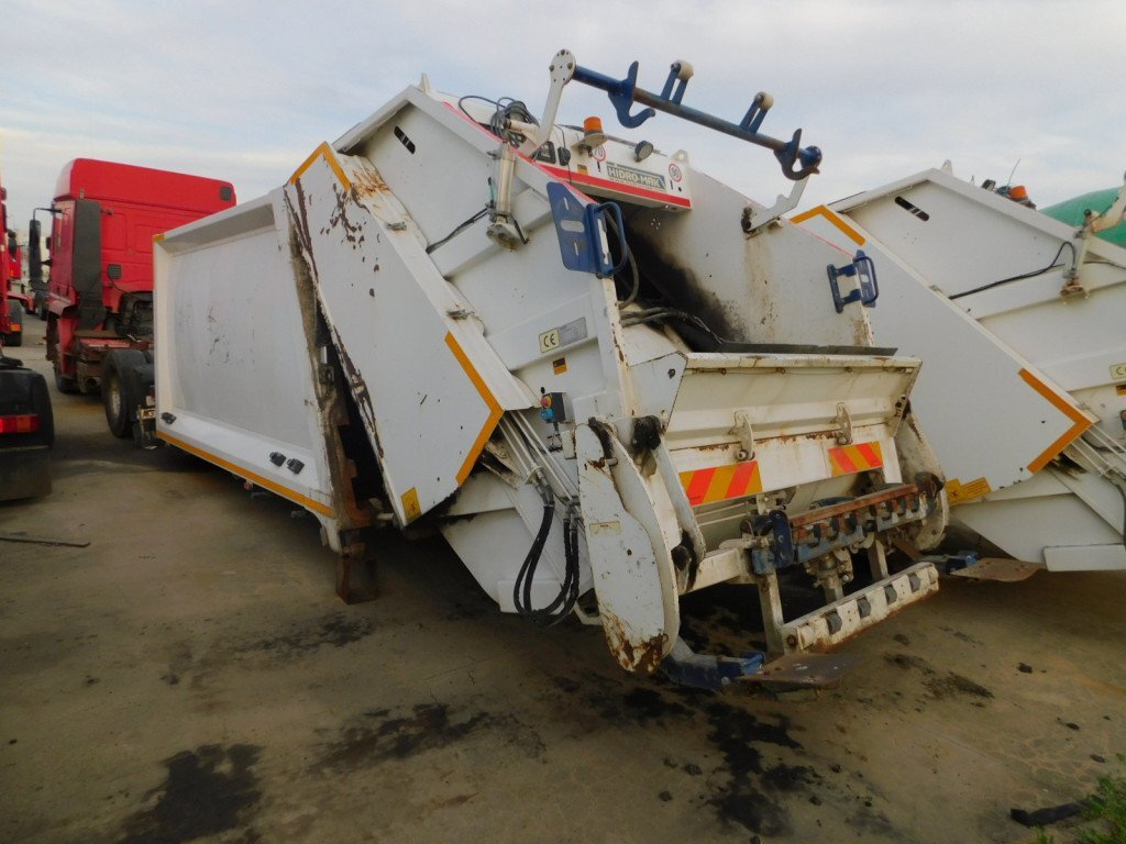Hidro mak Compactor hidro mak 15 m3 - Garbage truck body: picture 1