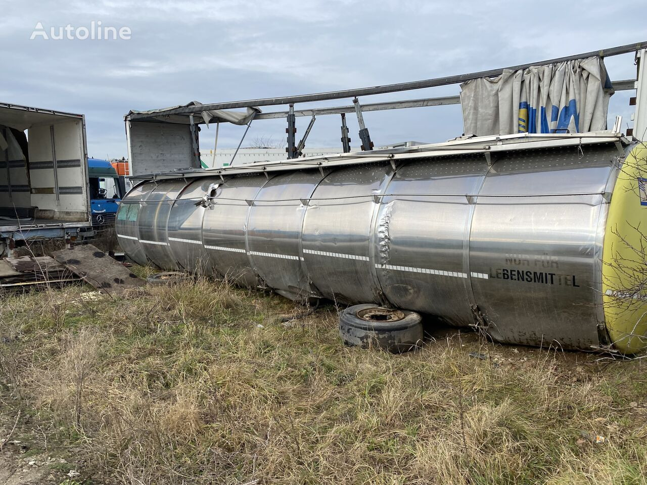 Magyar REZERVOR CISTERNA INOX ALIMENTAR in stare buna - Tank container: picture 1