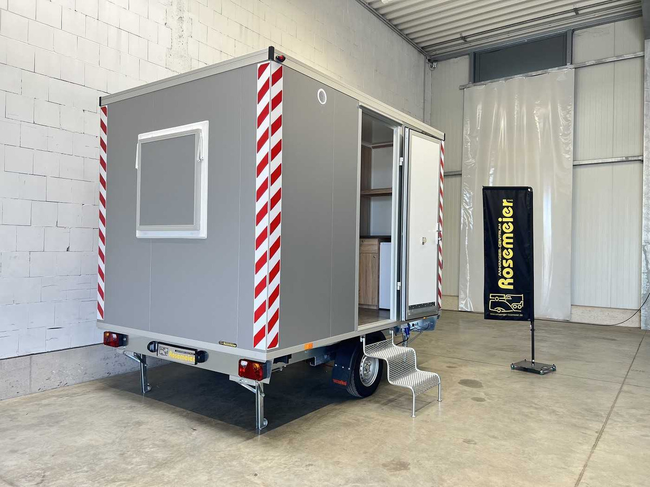 Mobi 3200 WC Mannschaftswagen - Construction container, Trailer: picture 3