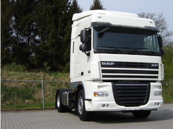Tractor unit DAF 105.460: picture 1
