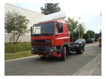 Tractor unit DAF 85.330: picture 1