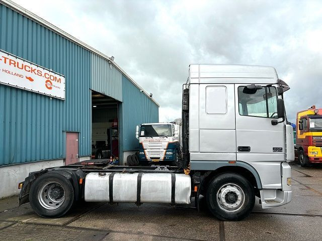 DAF 95.430 XF SPACECAB (EURO 2 / ZF16 MANUAL GEARBOX / AIRCONDITIONING / 870 LITER DIESELTANK / SUNVISOR) - Tractor unit: picture 4