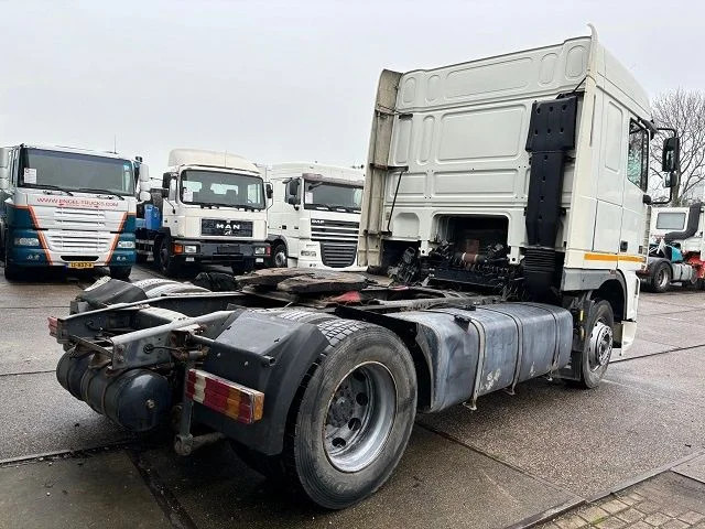 DAF 95.430 XF SPACECAB (EURO 3 / ZF16 MANUAL GEARBOX / ZF-INTARDER / AIRCONDITIONING / 870 LITER DIESELTANK) - Tractor unit: picture 3