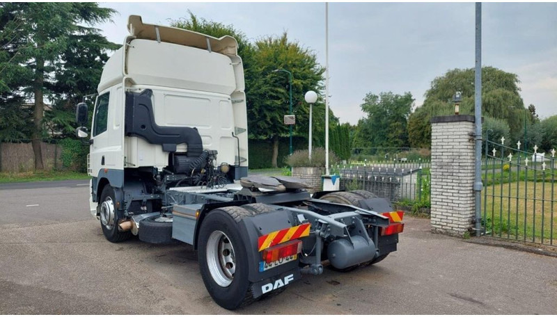 DAF CF 85.410 - Tractor unit: picture 3