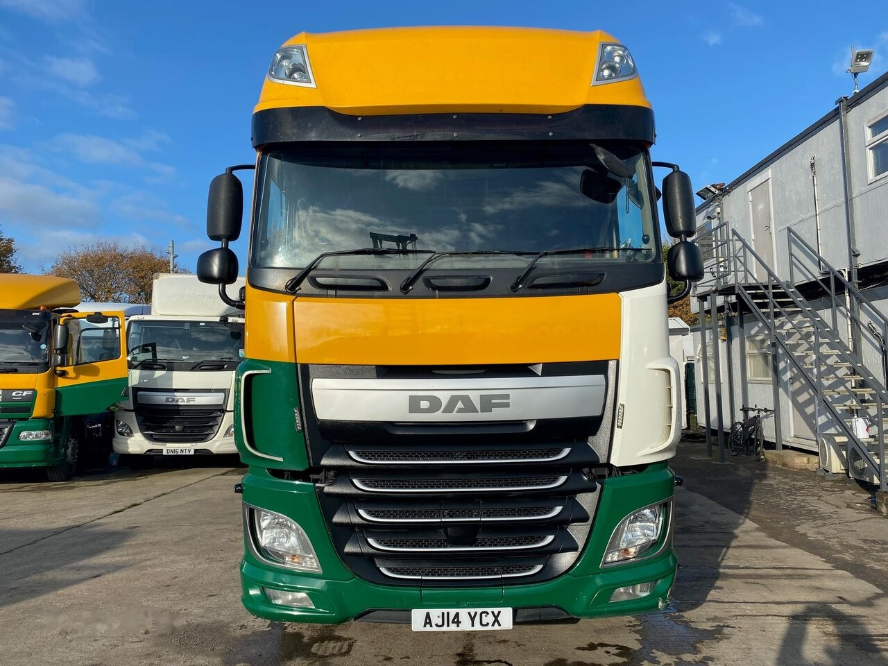 DAF XF460 - Tractor unit: picture 2