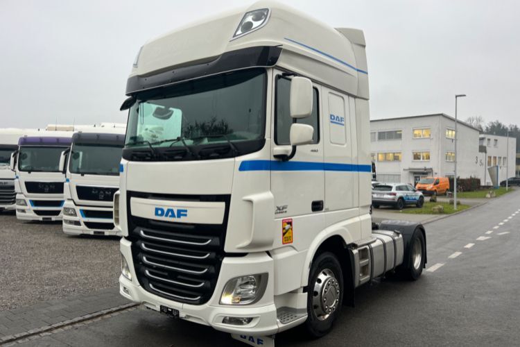 DAF XF460 SUPERSPACE  - Tractor unit: picture 1
