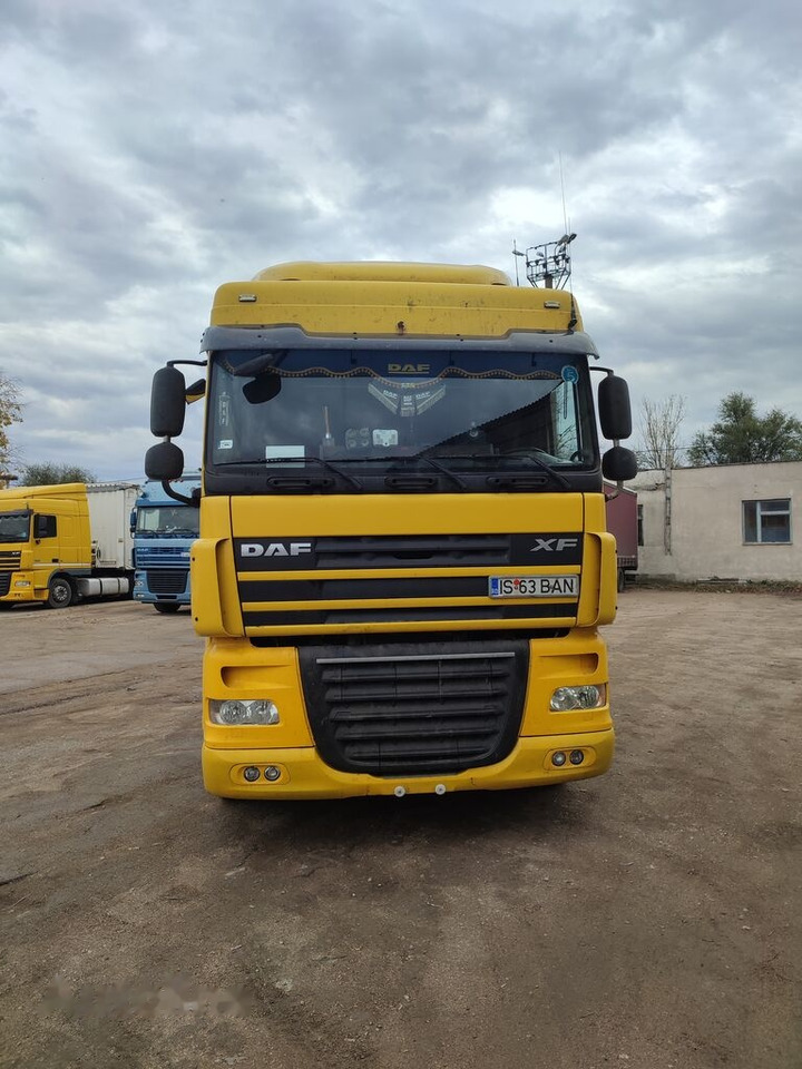 DAF XF 105 410 - Tractor unit: picture 1