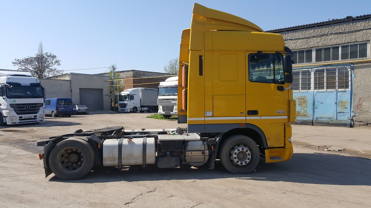 DAF XF 105.410 / MANUAL - Tractor unit: picture 4
