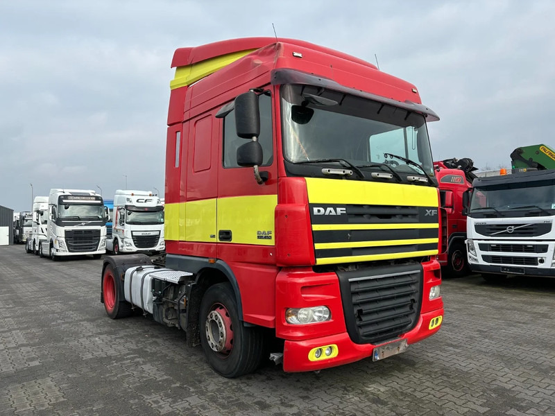 DAF XF 105.410 Spacecab Euro 5 - Tractor unit: picture 2